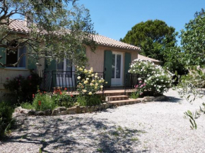 Villa Provence proche du Mont Ventoux avec piscine et jardin